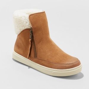 Women’s lei sneakers fashion boots